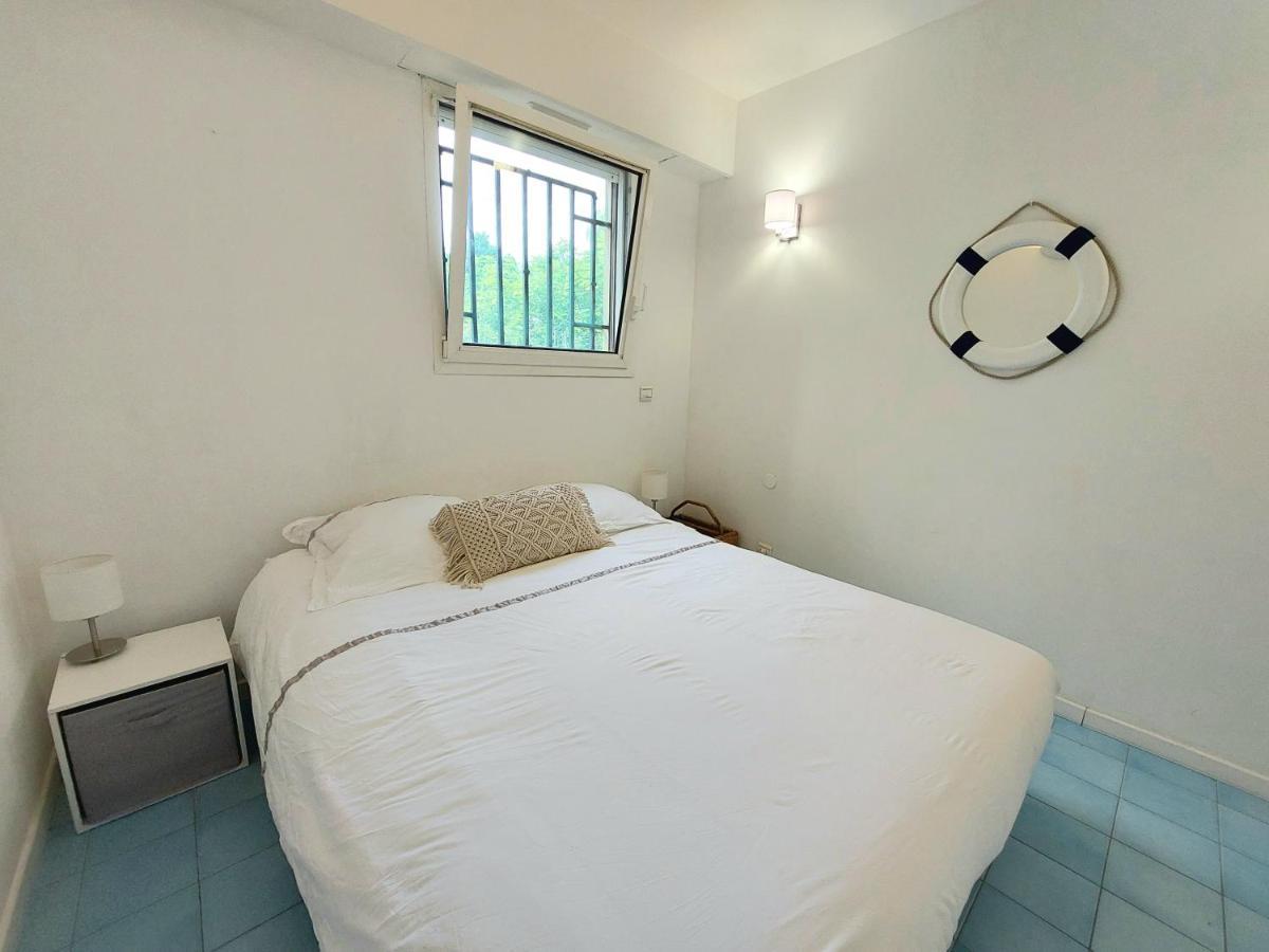 Plage La Salis 3 Chambres, Jardin - 3 Bedrooms Antibes Bagian luar foto